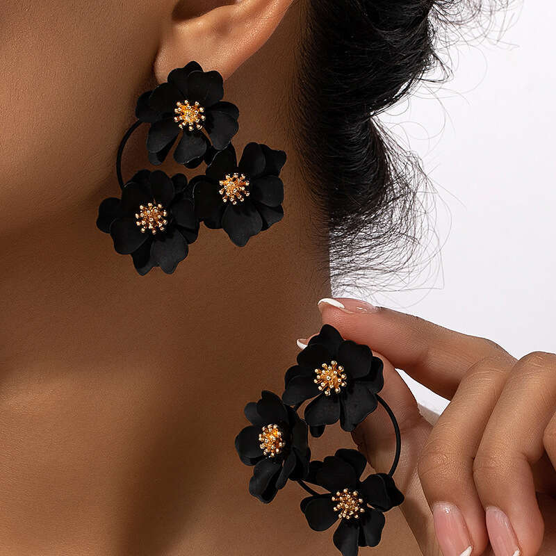 Wind multicolored wers, small fresh earrings, stylish and versatile style, trendy accessories, Qingdao jewelry