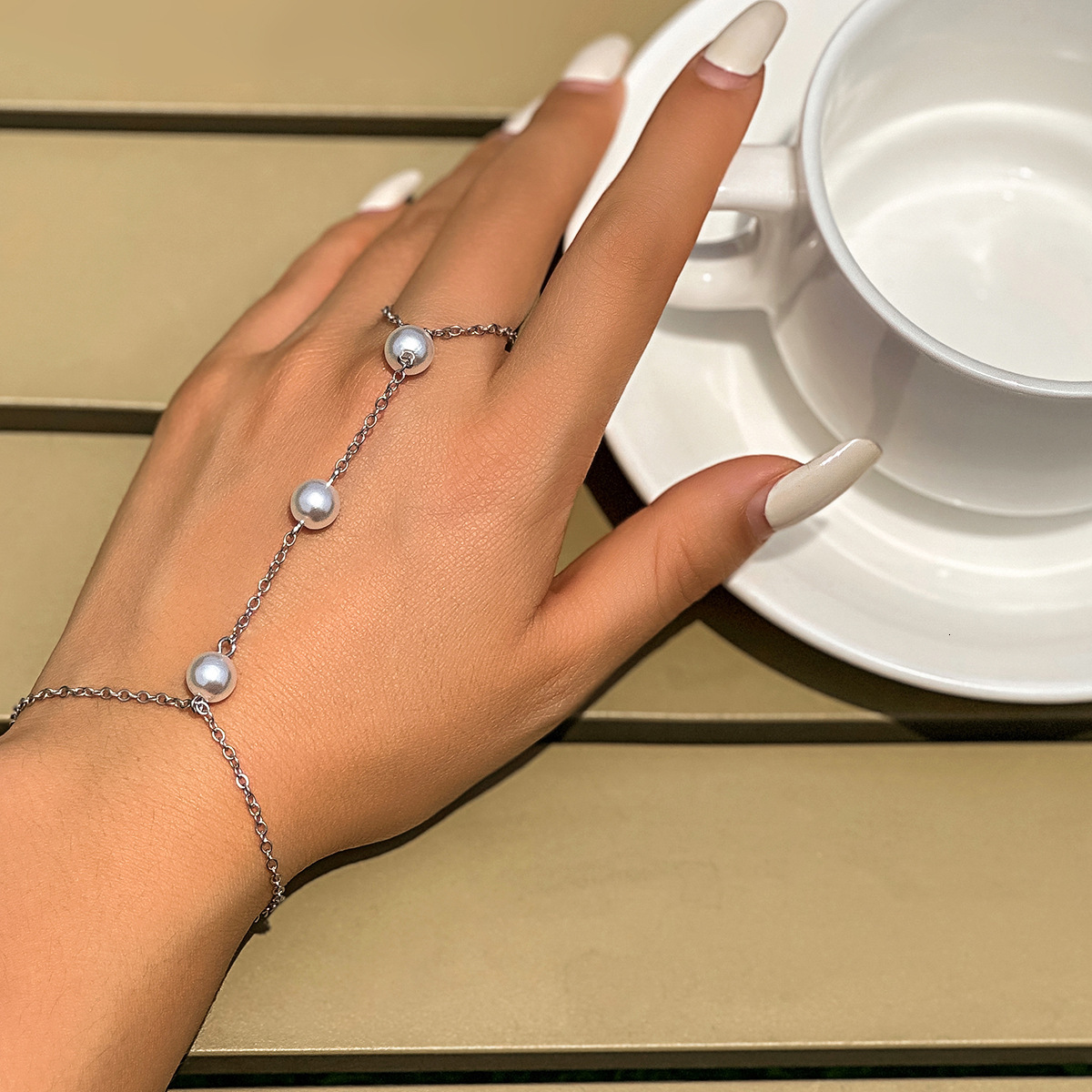 Woman Jewelry Ethnic Feng Shui Dia Finger Beach Chain Imitation Pearl Metal fashion Bracelet