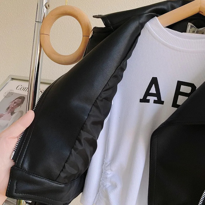 Autumn PU Leather Jackets Spring Kids Boys Girls Classics Handsome Lapel Zipper Outerwear Fly Coats Casual Clothing 1-8 Years 250121