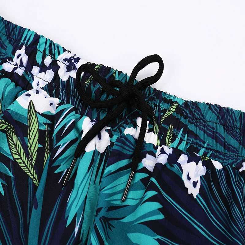 Colorful over Printed Surfing Board Shorts Cool Summer Good breathability Swim Trunks Men Vacation Beach Shorts Swimming W250214