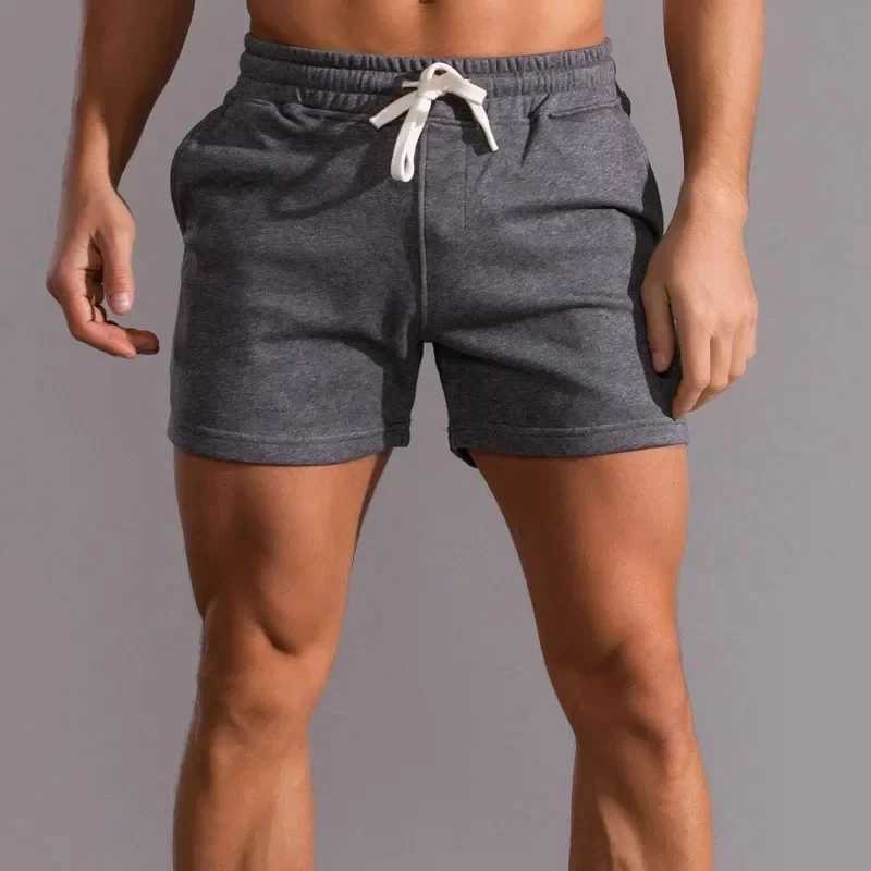 Shorts Gym Shorts Men Outdoor Fashion Summer Mens Casual 3 Points Pants WorkoutShort Gym Sweatpants Short Man Exercise RunningXJ250213