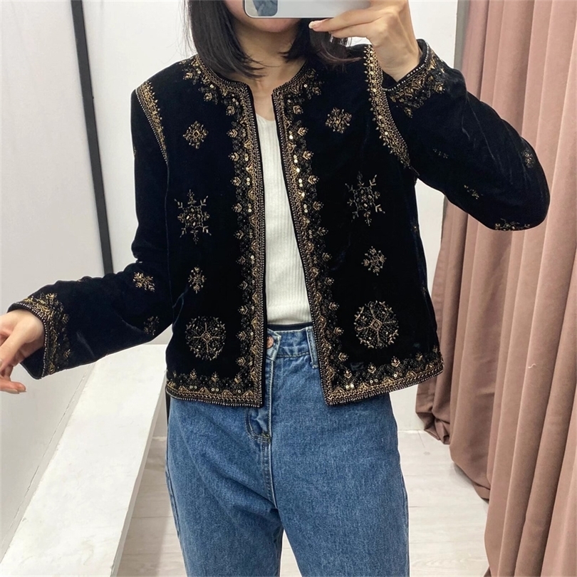 Zarb SpringSummer Womens Fashion and Versatile Slim Fit Trendy Embroidered Velvet Coat 250207