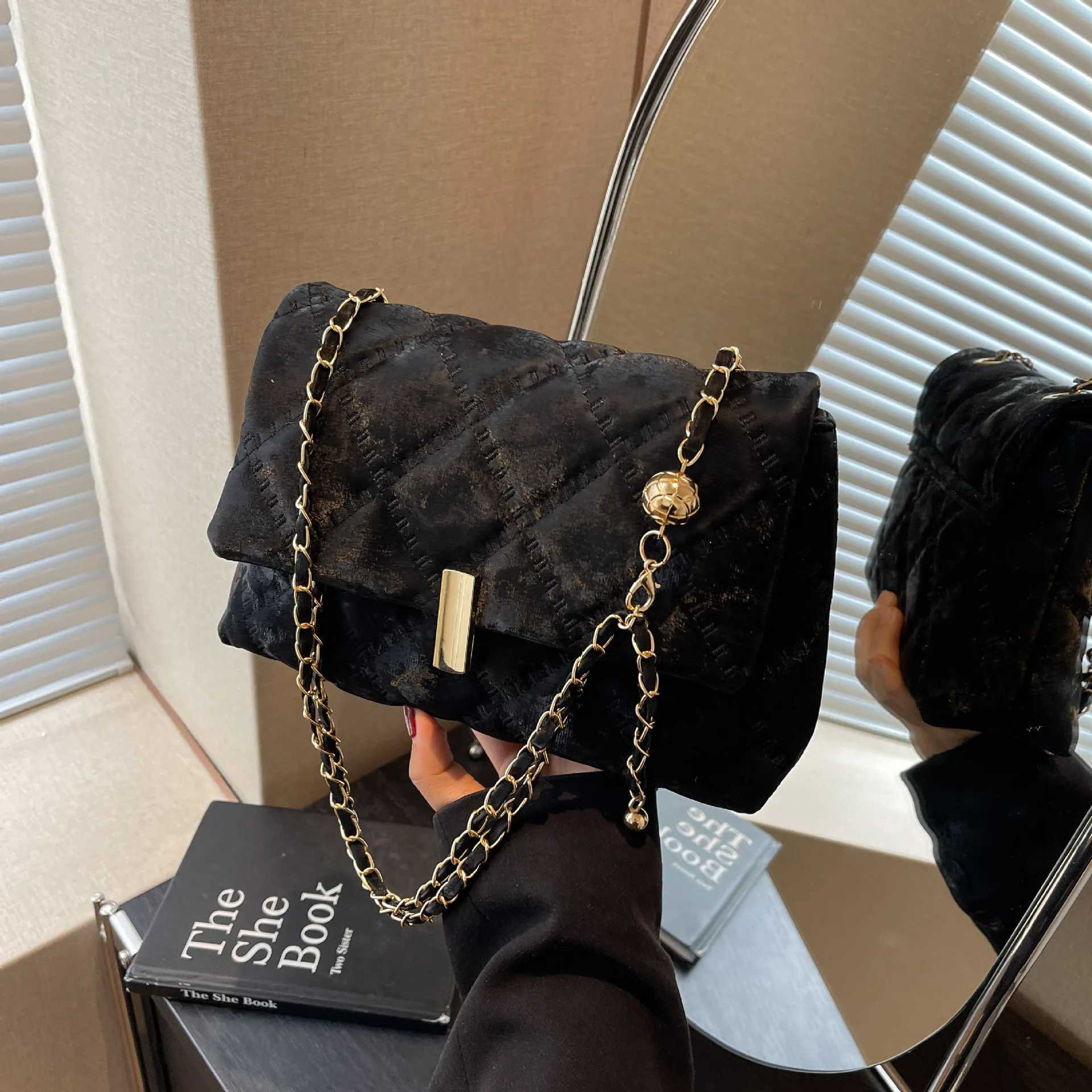 New Bag Wen Fashion Autumn And Winter Single Messenger Bag Soft Leather Chain Bag Vintage Single Crossbody Bags Fem Clutch Z250318