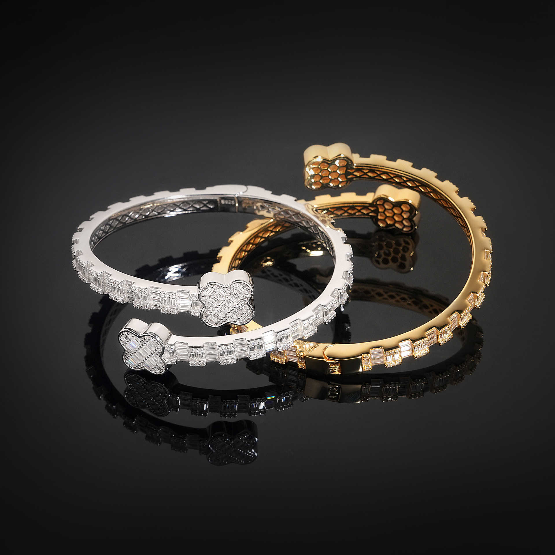 New 925 Silver Set D-Color Moissanite Clover Bracelet Hip Hop Fashion Trend High end Bracelet