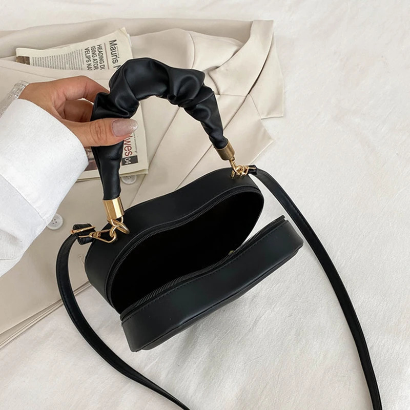 Quilted Handle Women PU Leather Shoulder Bag Fashion Heart Solid Color Crossbody Bag 250207