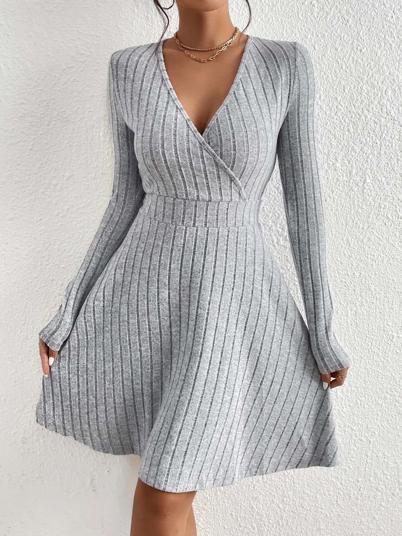 New For Autumn/Winter 2024 Women Knit Slim Sexy Bodycon V-Neck Long Sleeve Solid Casual Midi Sweater Dress