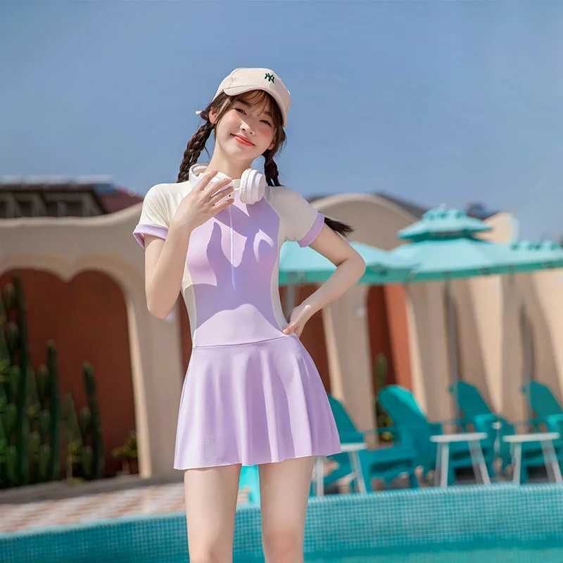 One-Piece Swimsuit for Young Girls Teeange Kids Sports Swimming Training Suits Quick-drying Swimwear with Pads Hot Spring Z250214