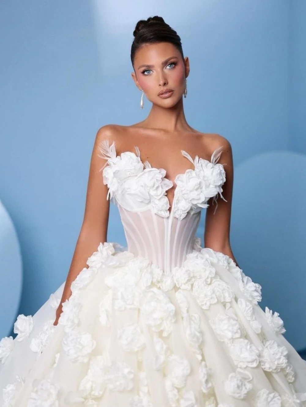 Fashion A e Women Wedding Sweetheart Neck Sleeveless Bridal Gowns 3D Appliques Sweep Train Dress Custom Made vestidos de novia