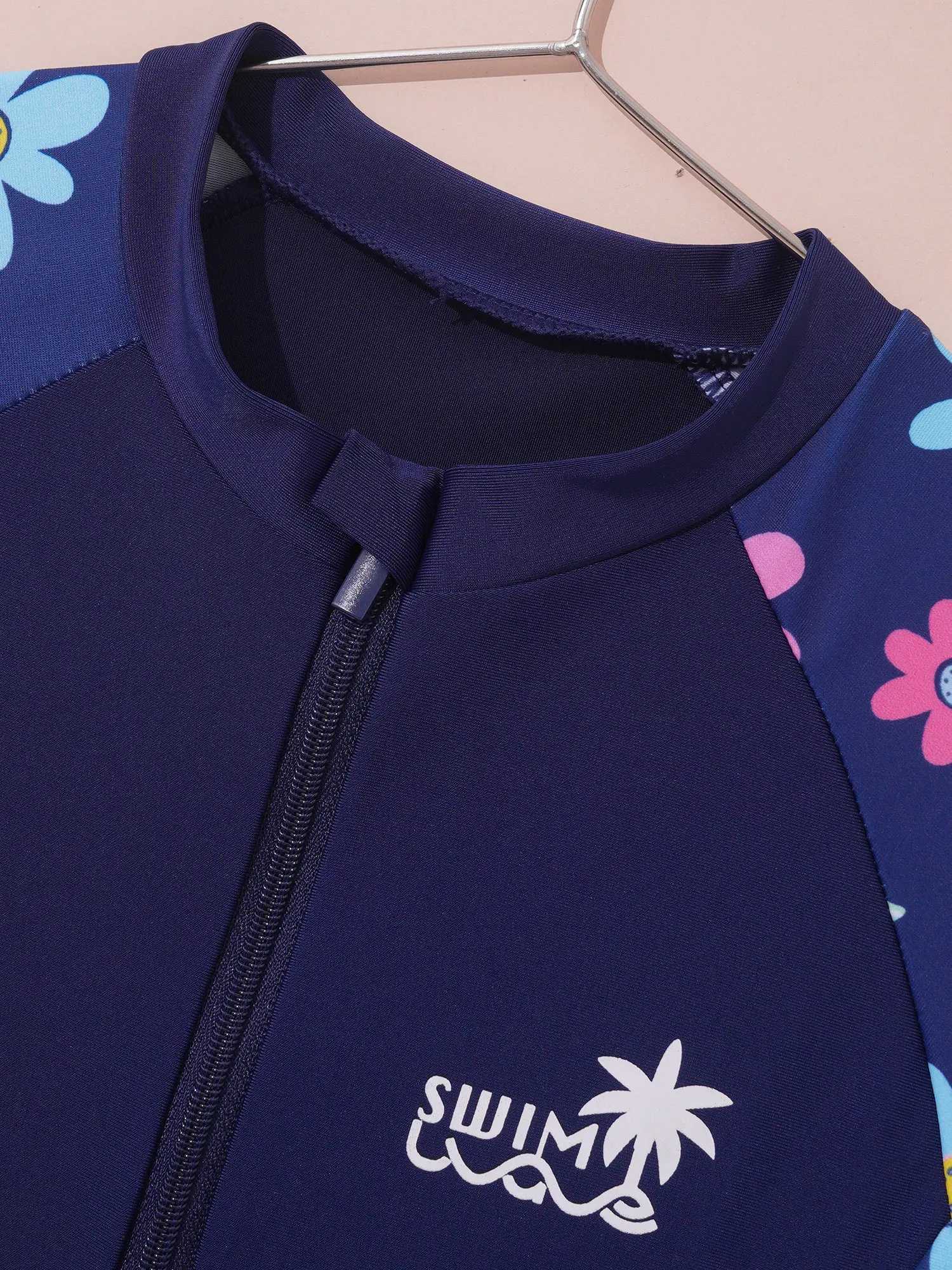 Kids Girls One-piece Swimsuit Short Sleeve Flower Print Zipper Swim Dress with Built-in Shorts Rush Guard Pool Beach Swimwear Z250214