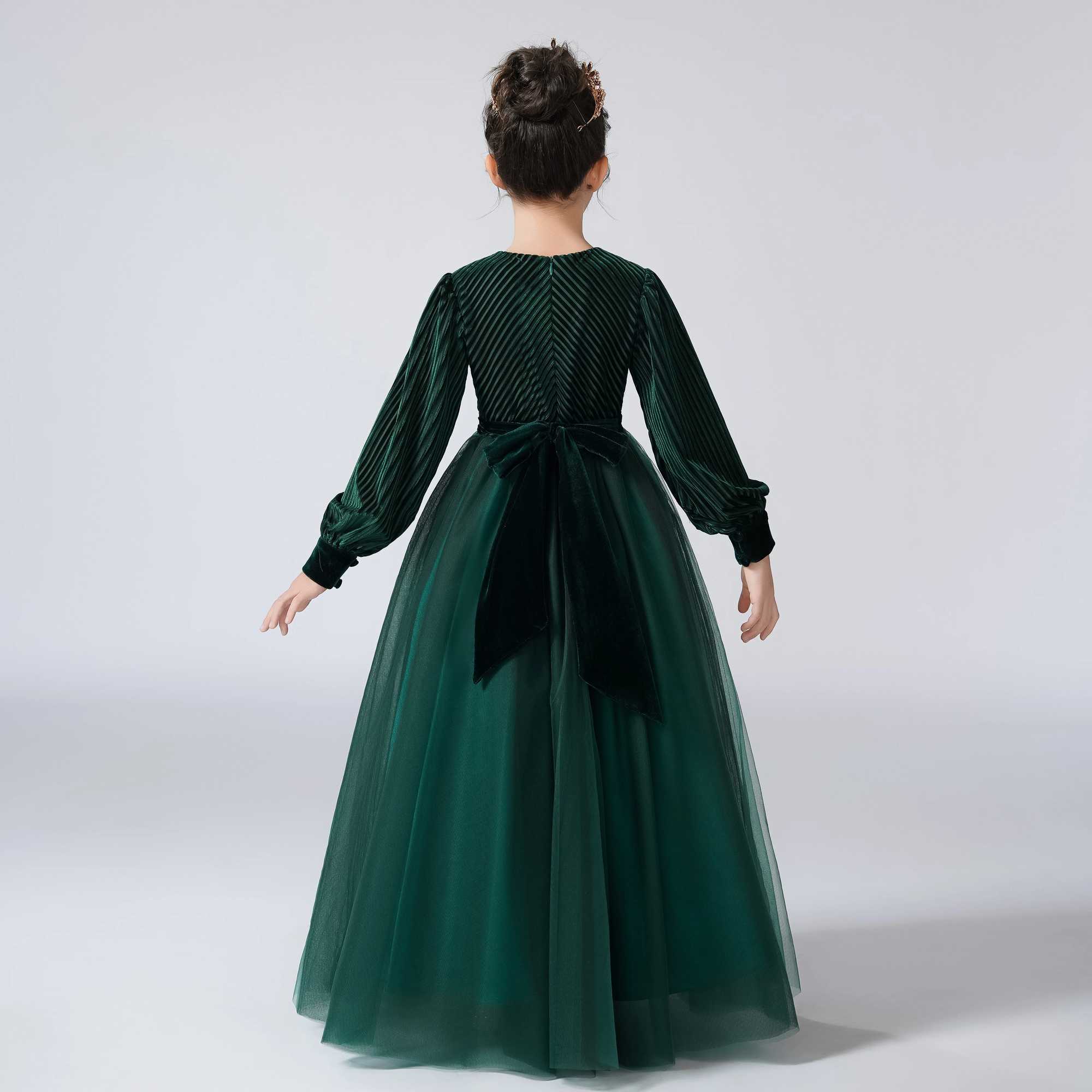 Dideyttl Customized Flower Girls Dress For Par Long Sleeves Formal Pageant Gown Vintage Velvet Long Sleeve Junior Bridesmaid Z250214