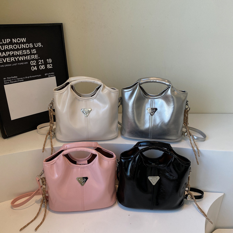 Free shipping new designer Shoulder Bags For womans ladies flap square brown handbag women crossbody Large capacity bucket bag 51d2 025