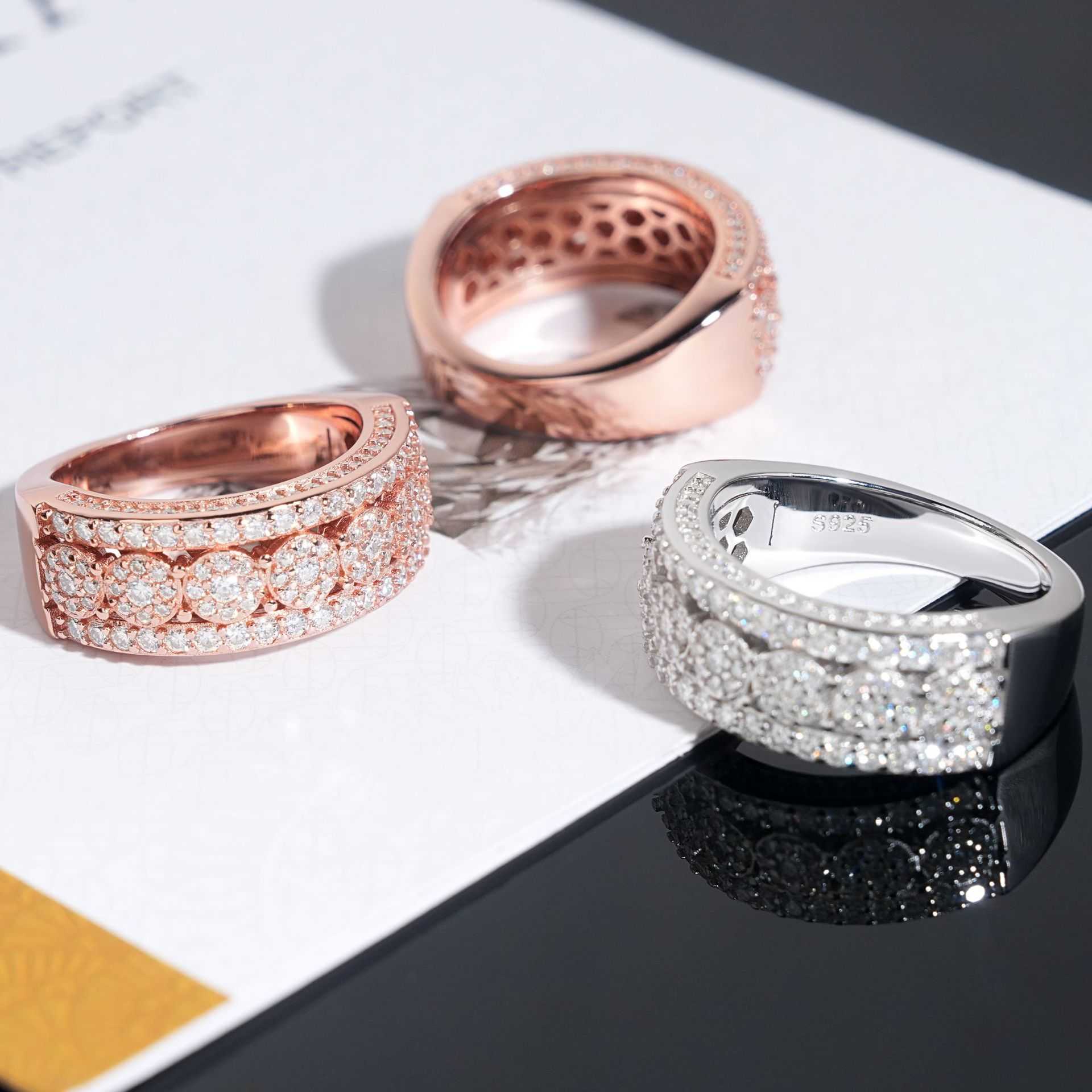 New S925 silver inlaid D-color vvs moissanite ring for men and women half circle ring