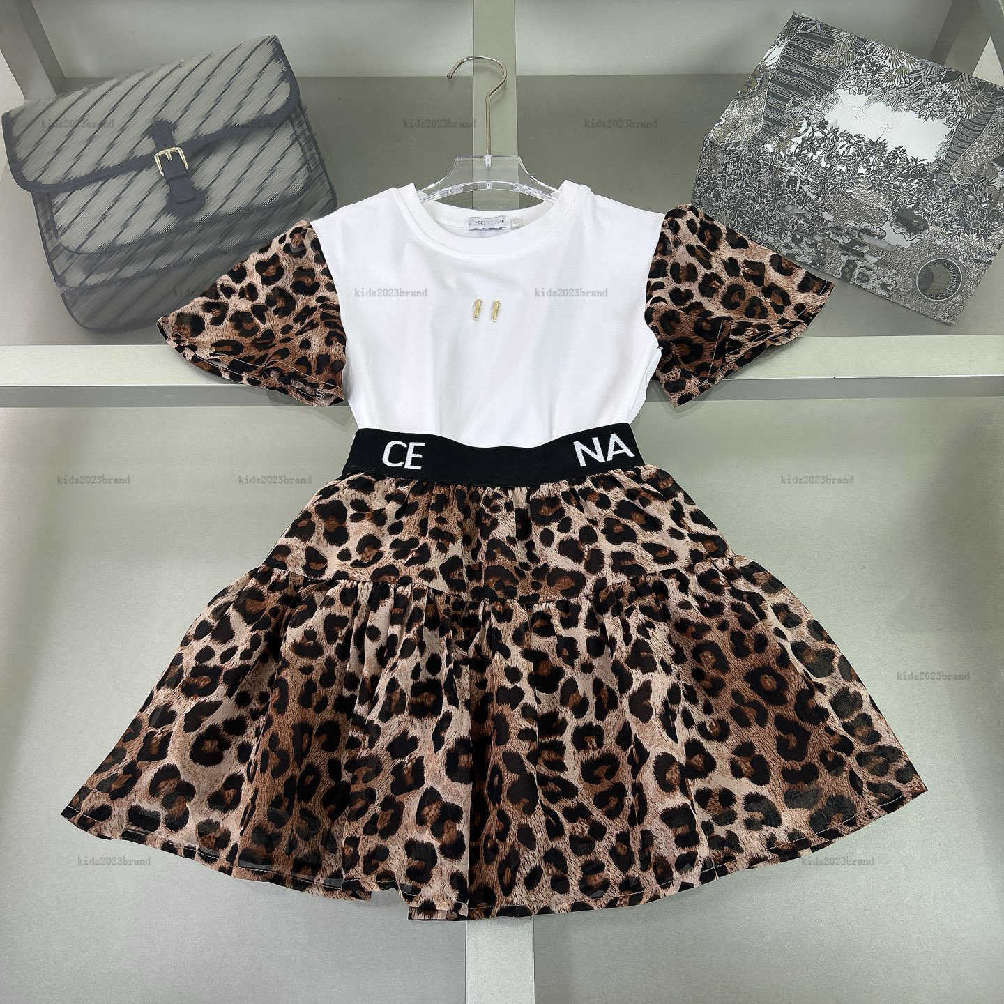 New Tracksuits girls dress Multiple styles baby dress set kids designer clothes Splicing design T-shirt and Leopard print skirt