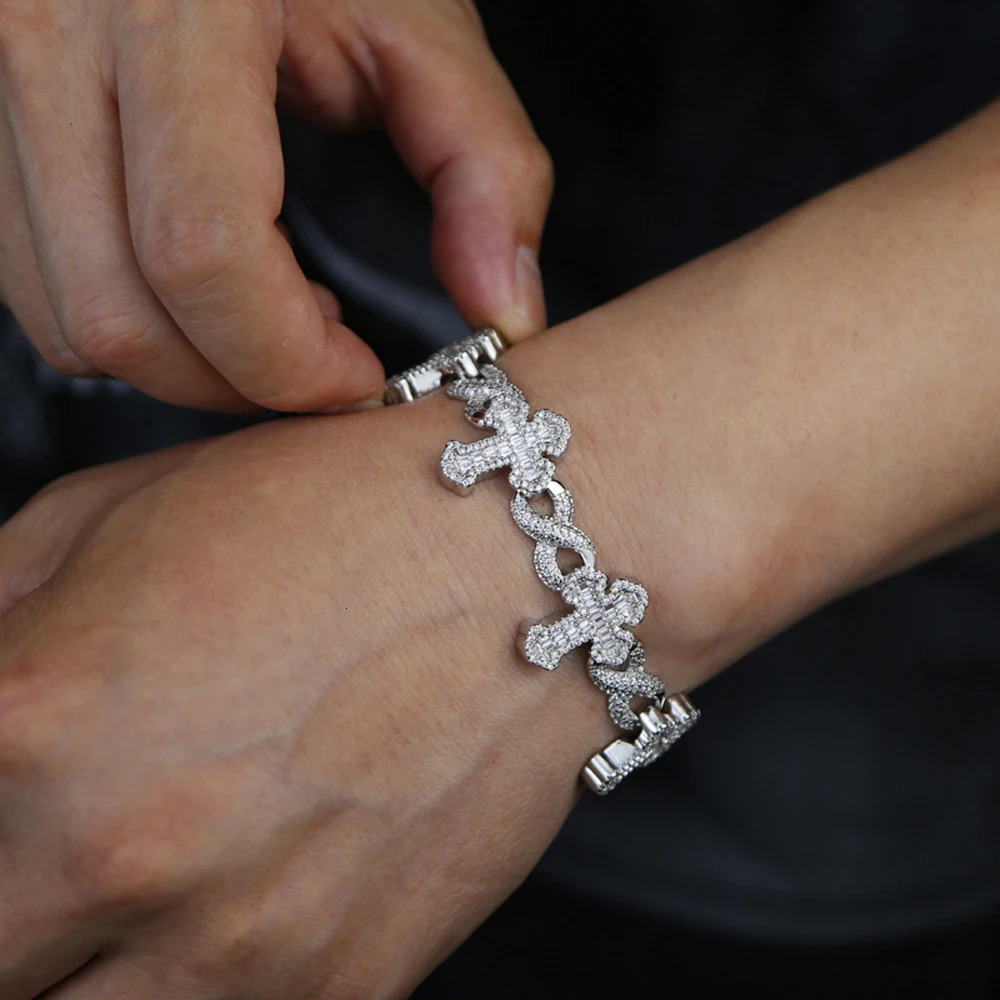Iced Out Cross Infinity Charm Bracelet Micro Paved Cubic Zirconia Cuban Chain For Women Men Hip Hop Rapper Jewelry 250211