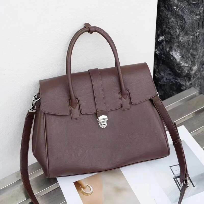 New Retro Large Capacity Commuter Tote Strictly Select First Layer Vegetable Tanned Cowhide Women's Handbag Travel Shoulder Bag