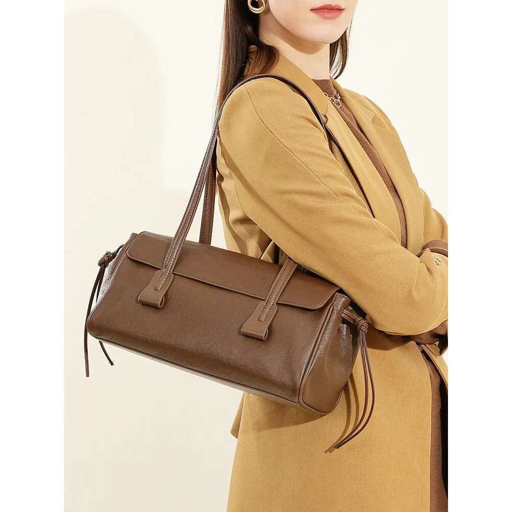 New 2025 Women Messenger Bag Shoulder Genuine Leather Handbags Large Capacity Female Bags
