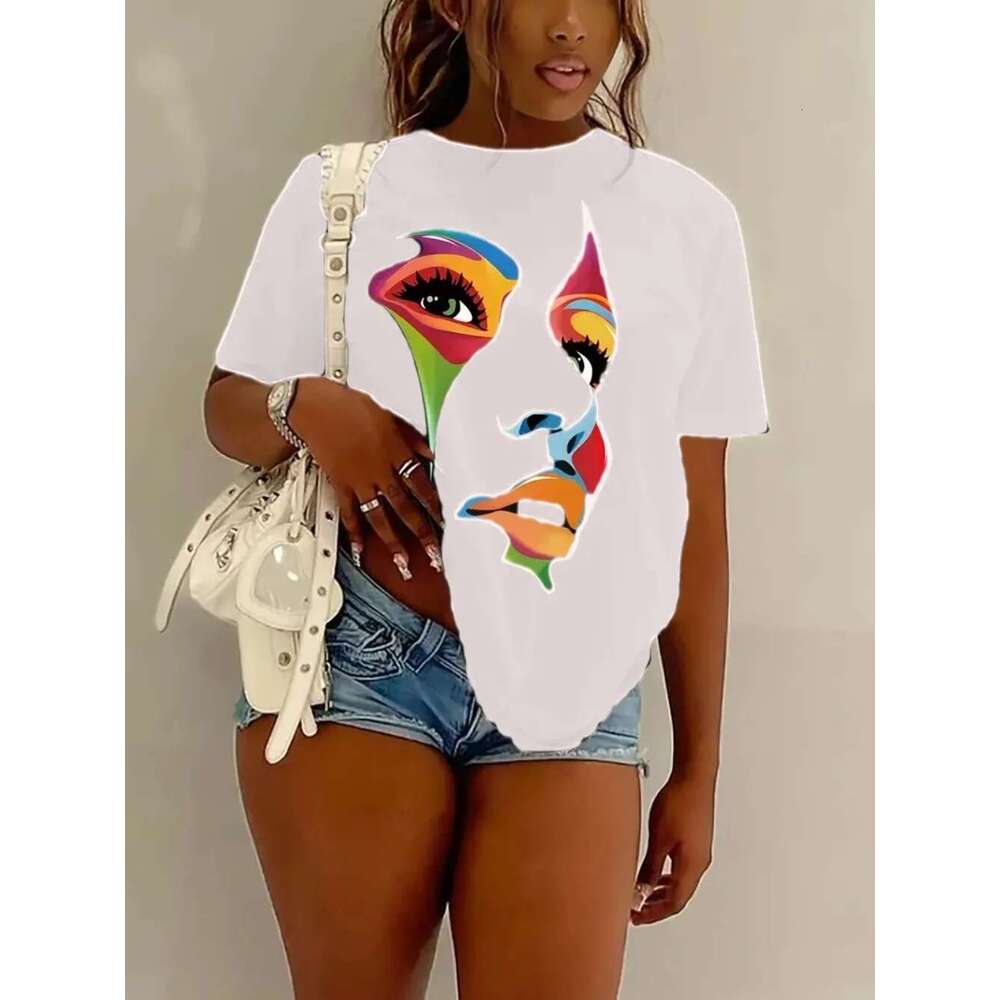 Plus Size New Women Vintage Cartoon Graphic Print T-Shirt Oversized Women's Trending Clothing Fashion Short Sleeve Shirt