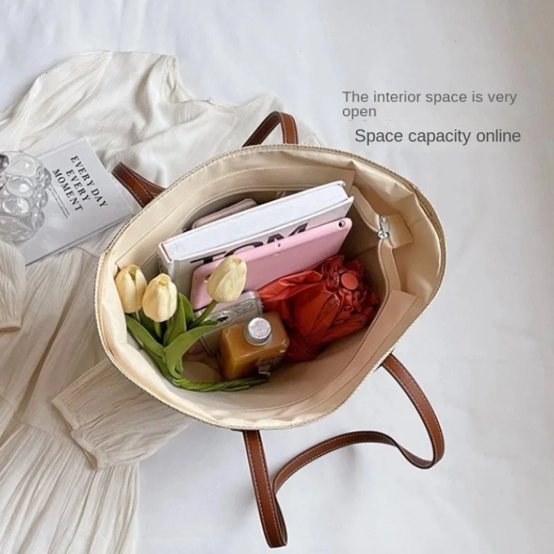 Straw bag womens summer inswind 2024 beach seaside outdoor travel vacation large capacity shoulder bag 250207