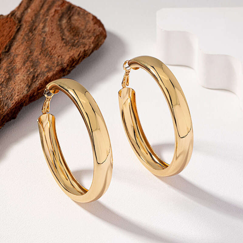 Geometric smooth for women, Japanese Korean Instagram style, simple and fashionable, personalized earrings