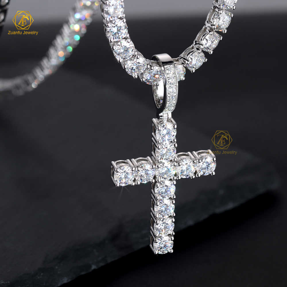 RTS 5mm D VVS Moissanite Diamond Pendant 925 Silver Rhodium Plated Moissanite Cross Pendant for Christianity