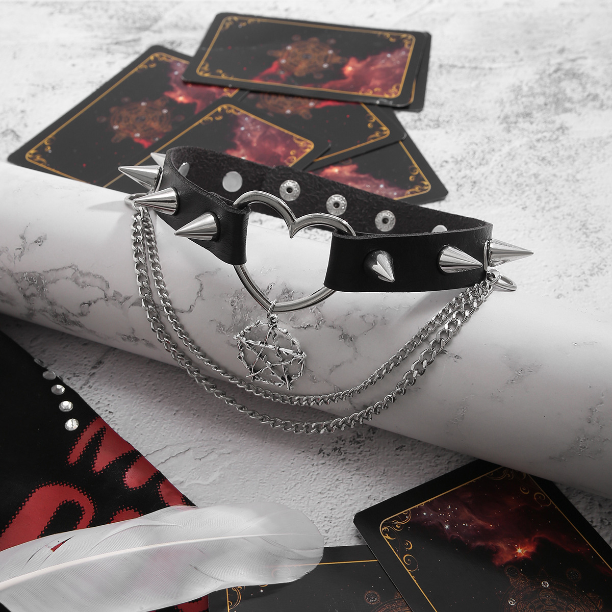 fashion Dark and niche necklaces, female rivets, punk collars, leather chocolate Halloween Woman jewelry necklaces
