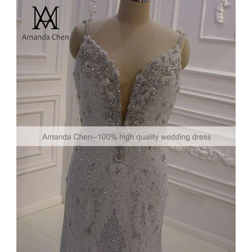 High Quality Custom Spaghetti Straps Wedding Dress with Lace Appliques and Detachable