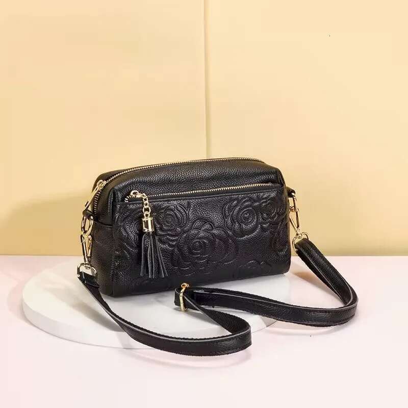 2023 New Korean Trendy Casual Fashion Shoulder Messenger Soft Leather Atmospheric Women's Bag