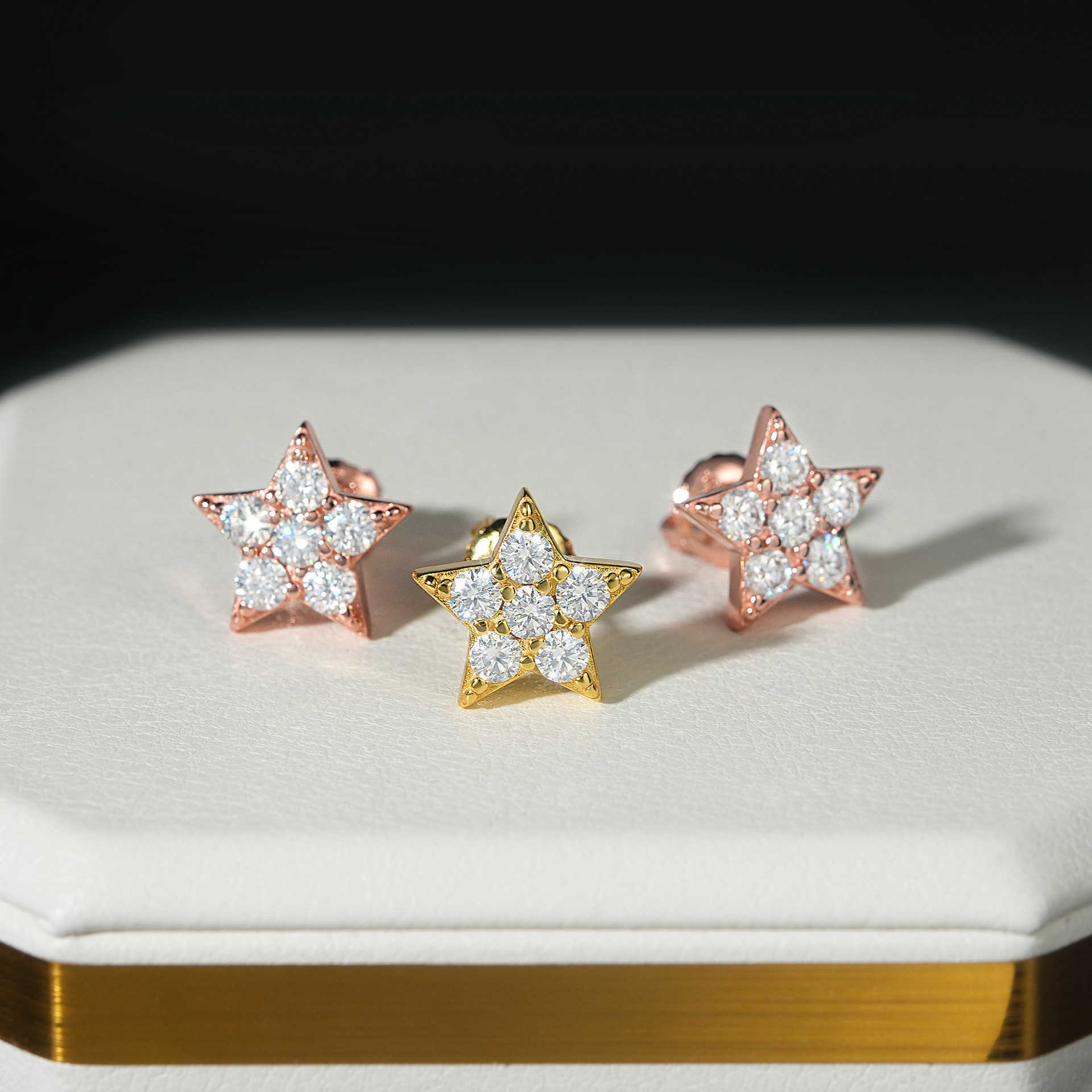 ZUANFA new 925 silver moissani flower shaped earrings high-end temperament niche earrings