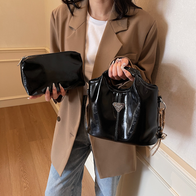 Free shipping new designer Shoulder Bags For womans ladies flap square brown handbag women crossbody Large capacity bucket bag 51d2 025