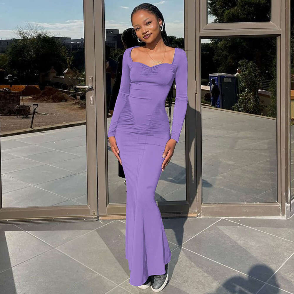 Hot selg women's in Europe America autumn fashionable and sexy slim fit pleated long sleeved dress women wholesale, versatile temperament for 202