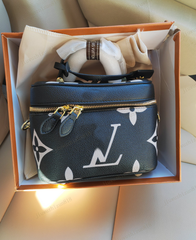 Women Designer Bag Luxury Cosmetic Female Portable Pouch With make up Shoulder Strap Brown Leather Crossbody Bags Beauty Box Purse purses wallet tote mens beach