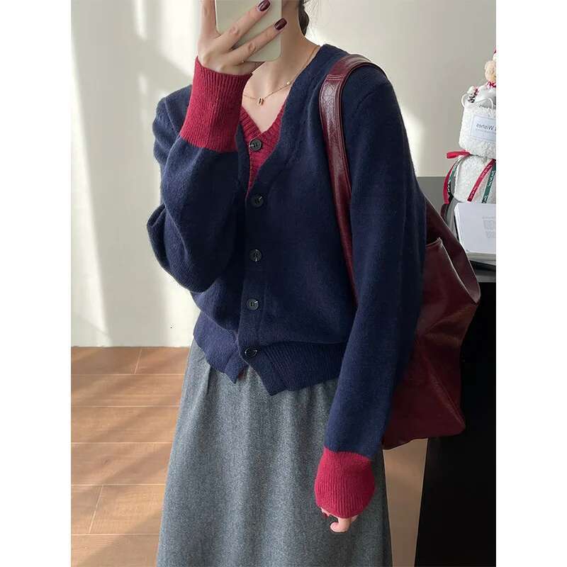 Fake Two Piece Women's V-Neck Look Thin Color Block Knitted Basic Sweater