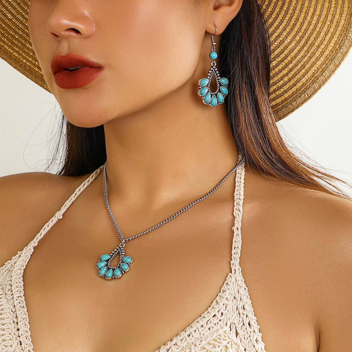 fashion Beach Water Drop Tassel Small Neckchain Jewelry Sweet Cool Spicy Girl Ethnic Bohemian Pie designer Necklace