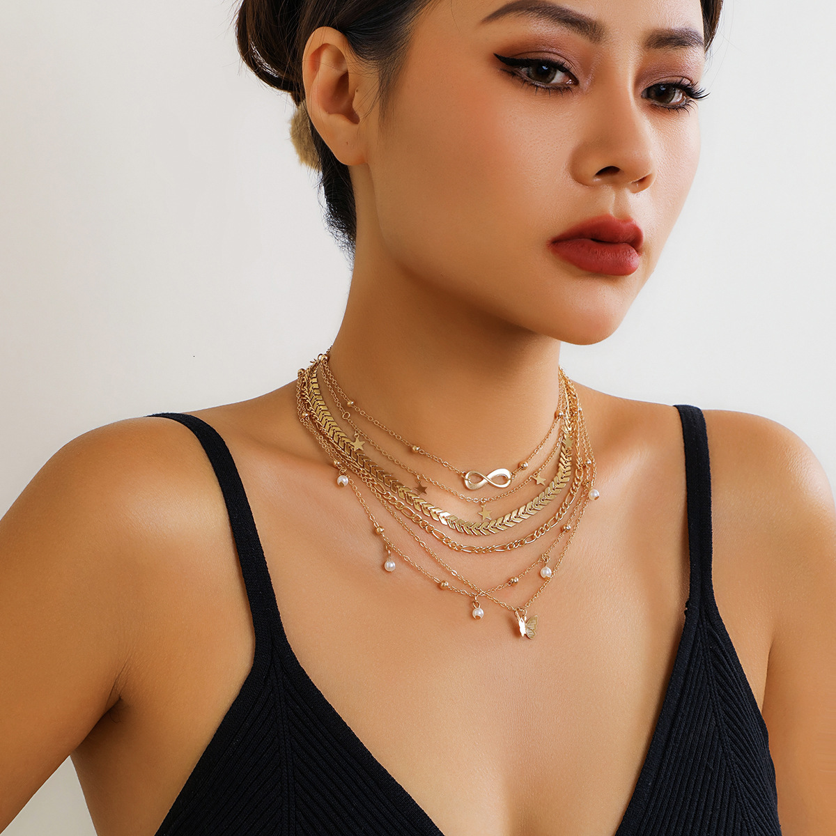 fashion Butterfly tassel pendant, layered set niche metal chain, heart Woman necklace, versatile accessory