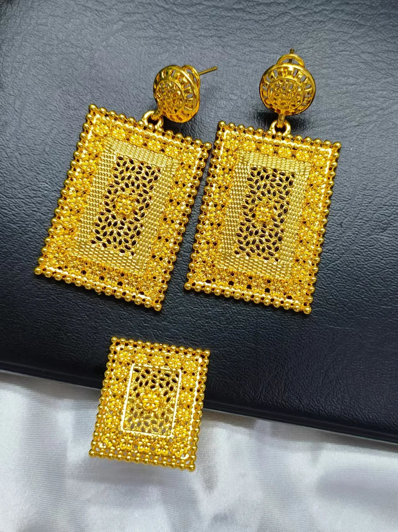 Nigerian Jewelry Set Womens Wedding Jewelry Dubai 24K Gold Jewelry African er Earrings Bridal Necklace 250213