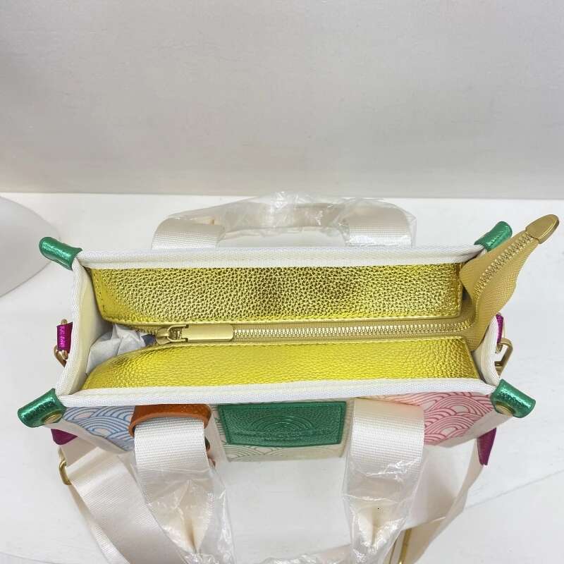 New Fashion Women's Tote Trend Brand Temperament Shoulder Large Capacity Elegant Crossbody Bag Designer Handbag