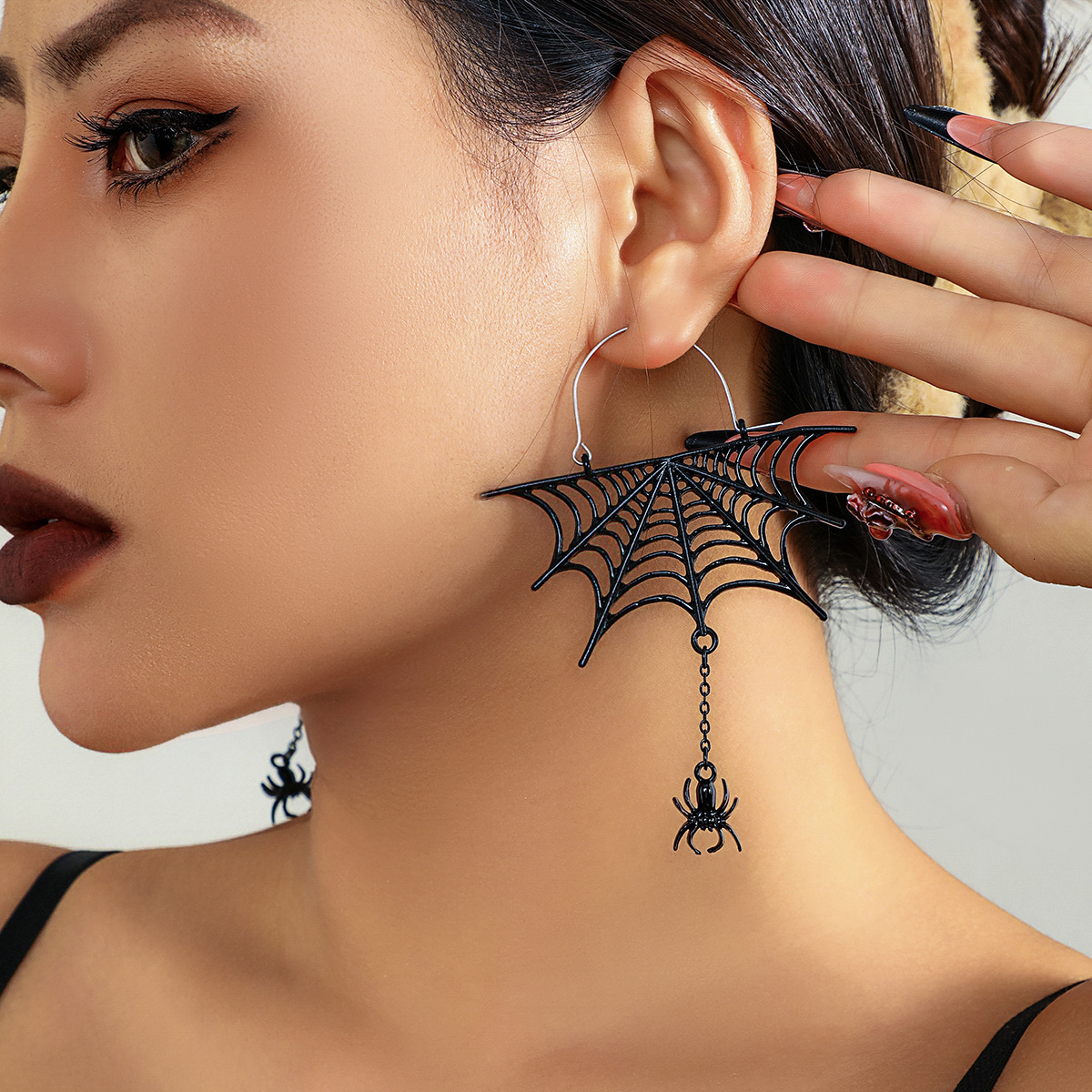 fashion Jewelry Dark Wind Web Hollow Tassel Halloween Spider Punk Gothic Woman Earrings