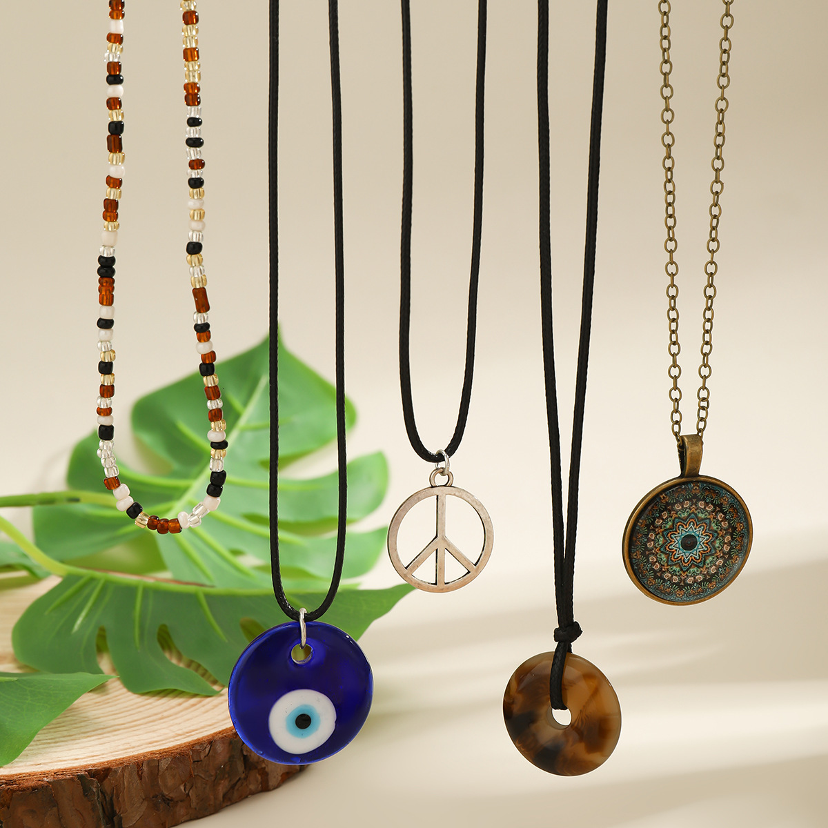fashion Devil Blue Eyed Jewelry Women's Versatile Beaded New Chinese Ethnic Style designer Necklace