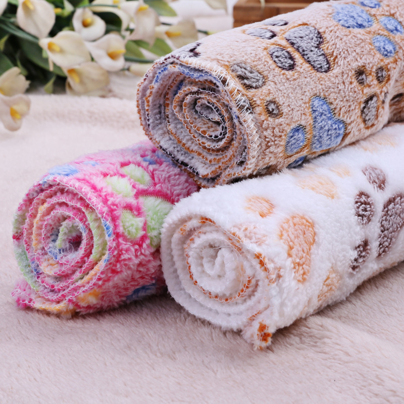 Wholesale Dog Pet Blankets Paw Print Pattern Fleece Cat Blanket Extra Sofess Fluffy Lightweight Washable Fy3417