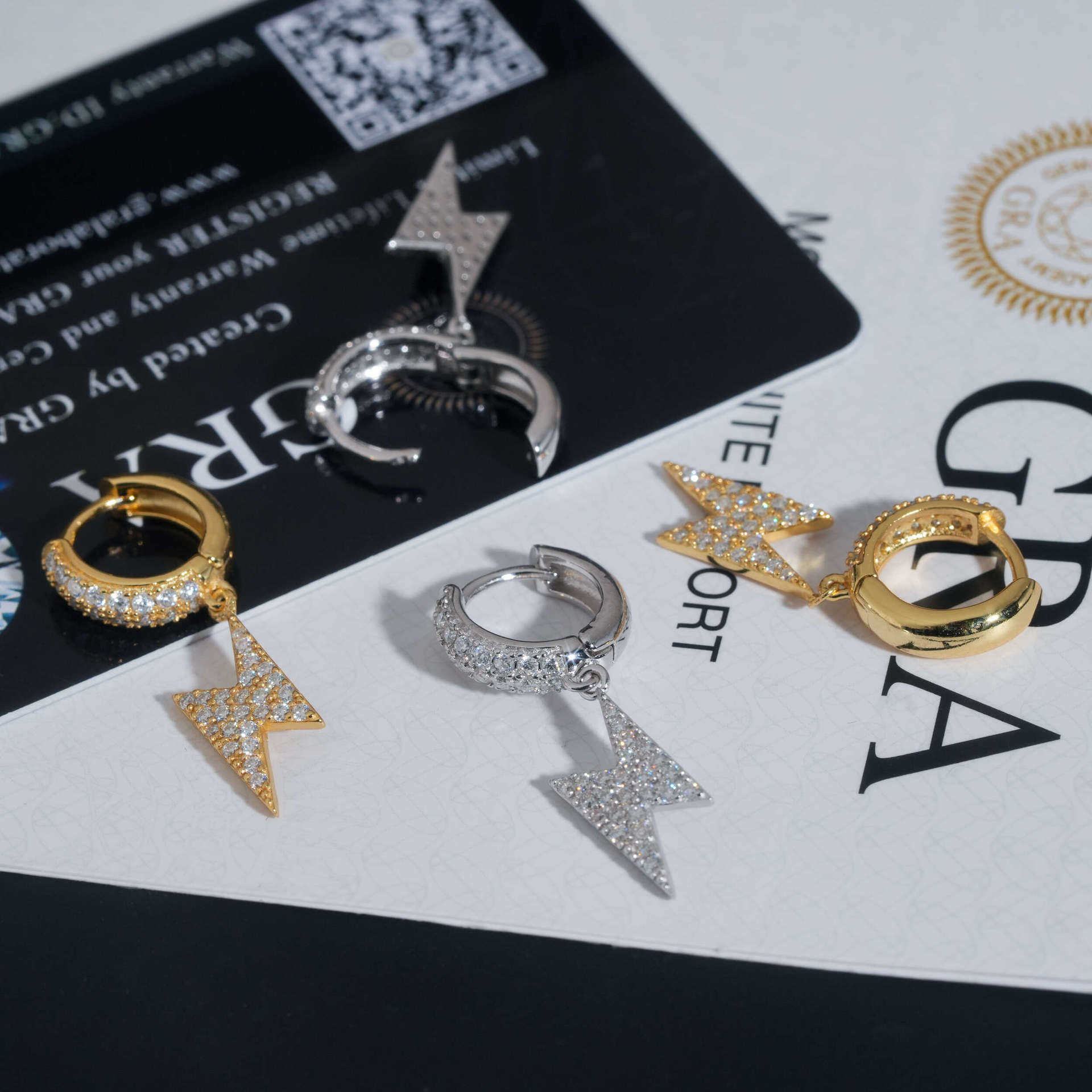 Diamond hair high-end earrings hot selling hip-hop S925 silver moissanite lightning earrings suitable for men and women with GRA