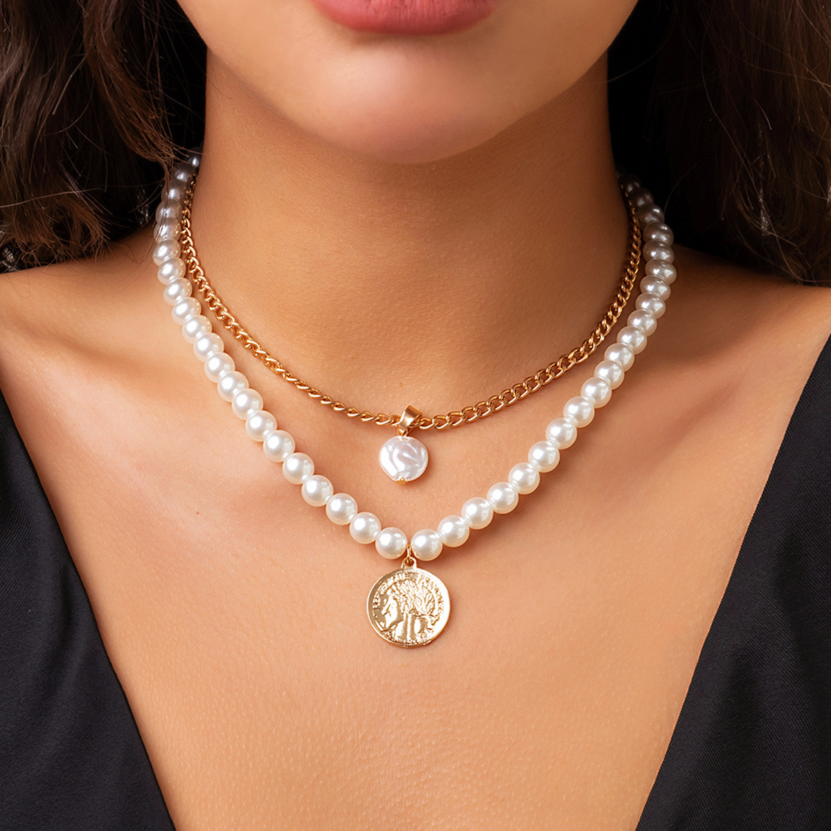 women fashion Jewelry minimalist style imitation pearl chain necklace, fashionable beaded figure hip-hop necklace
