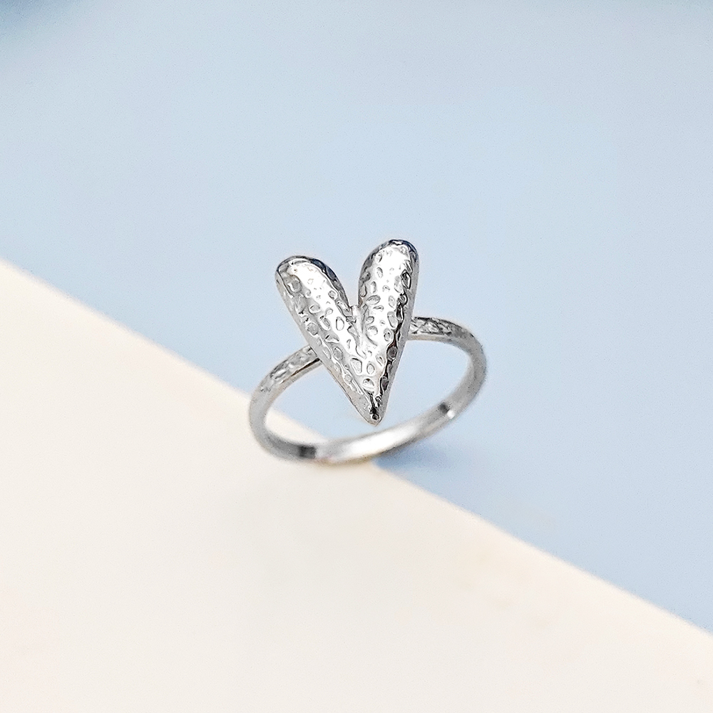 Pleated Hammered Heart Ring Stainless Steel Textured Premium Feeling Heart Ring love ring gold ring designer ring JZ000A0