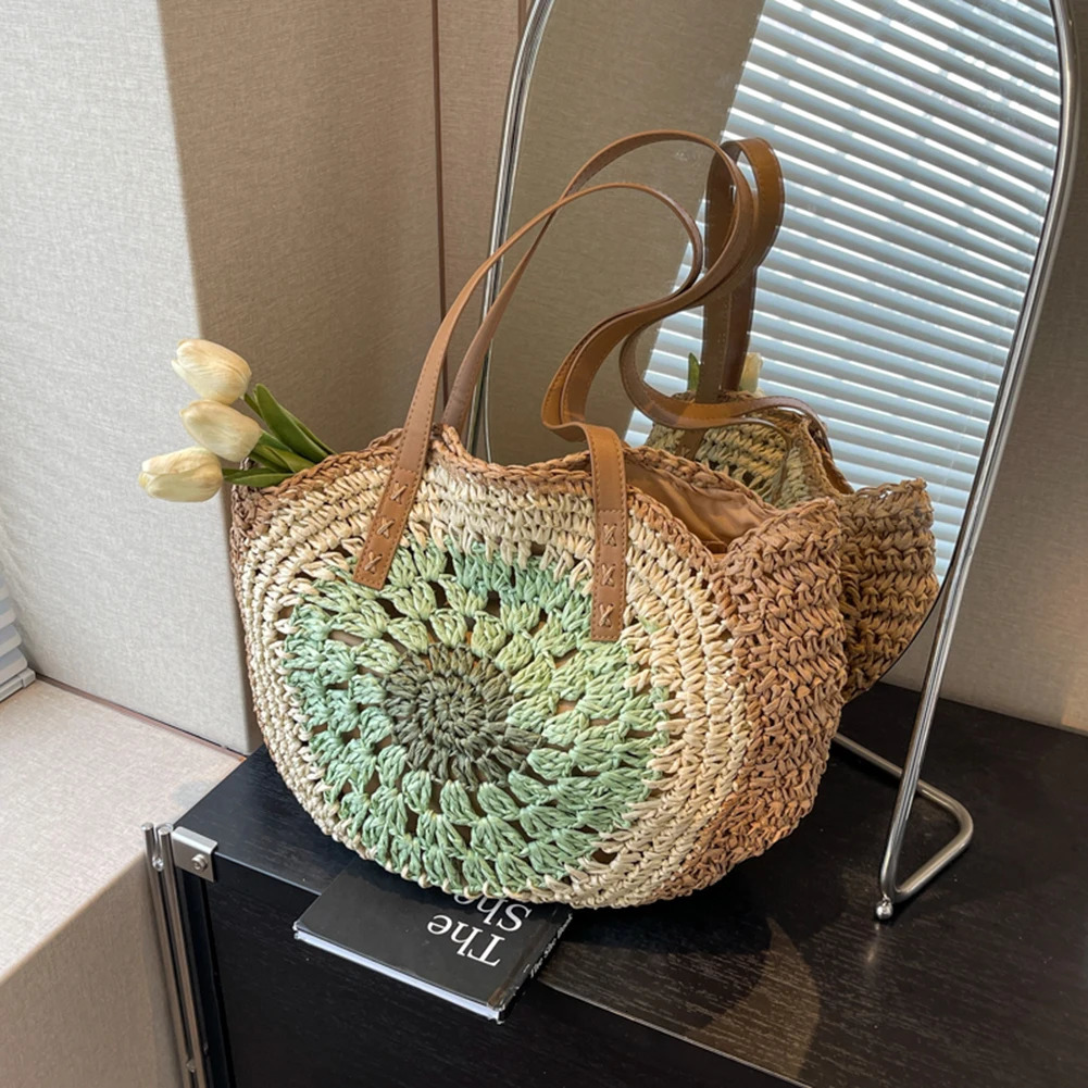 Round Casual Tote Bag with Zipper Closure Vacation Bag Trendy Large Woven Beach Bag Holiday Travel Handbag for Women and Girls 250207