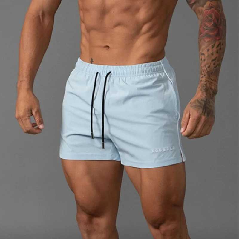 2023 New Summer Mens Leisure Sports Outdoor Shorts Breathable Leisure Running Fitness Three-point PantsXJ250213