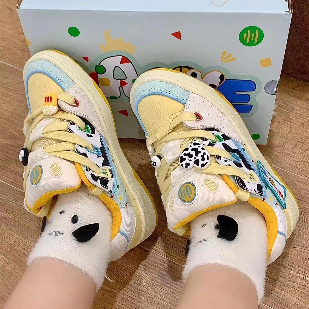 Small Crowd Color Contrast Skateboard Women China-chic Ins Style Thick Soled Versatile Bread Couple Sports Casual Shoes High Appearance