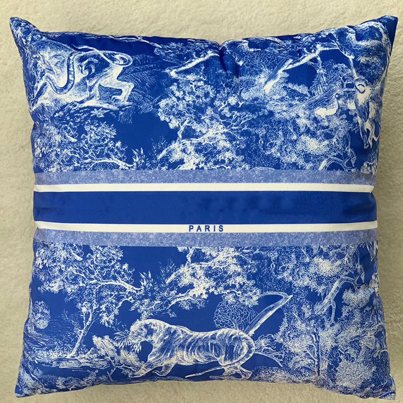 New fashion light luxury pillow sofa bedroom cushion living room headboard plush car pillow with core cloth art pillowcase