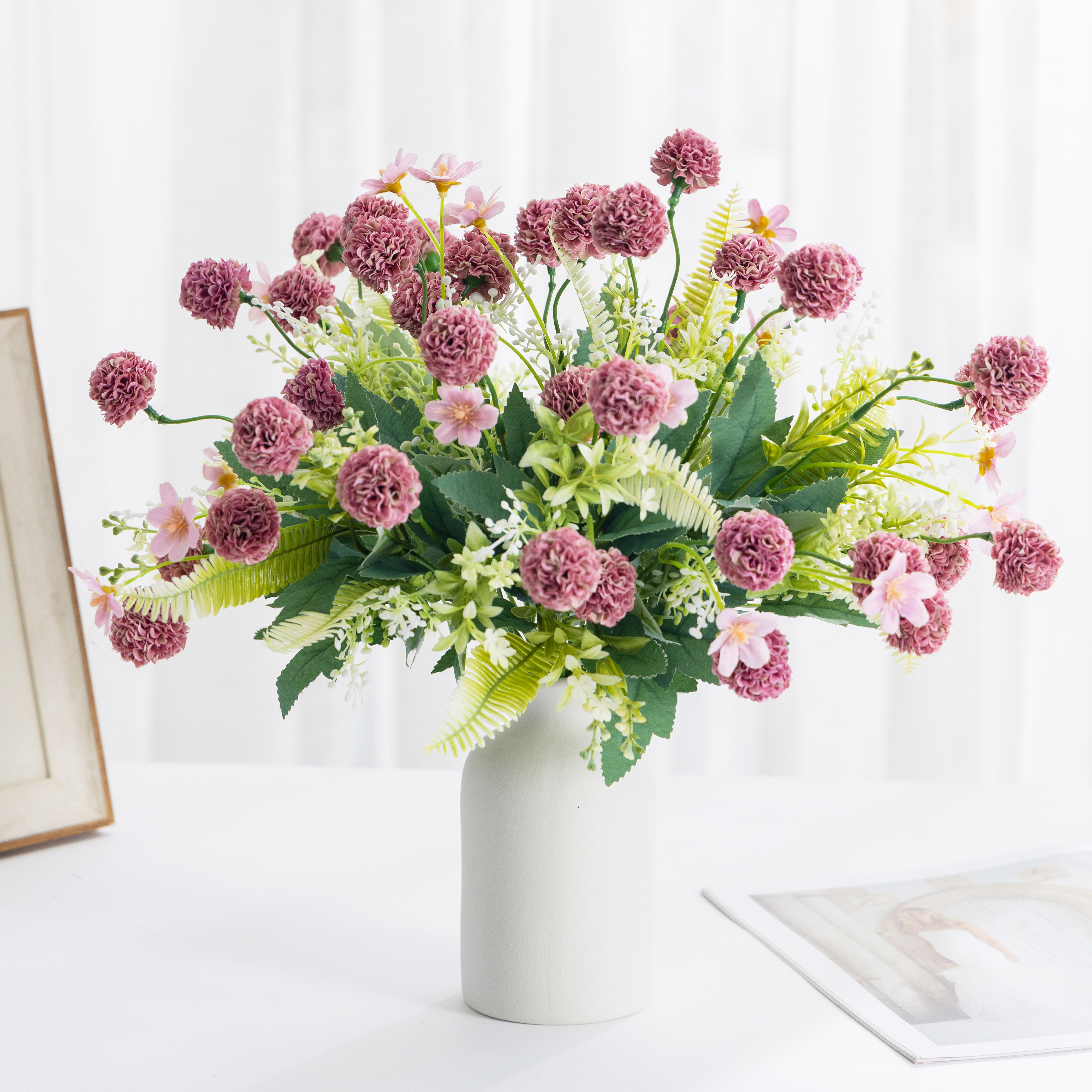Premium Fake Flower Arrangement - Simulated Dandelion and Hydrangea Collection for Events and Home