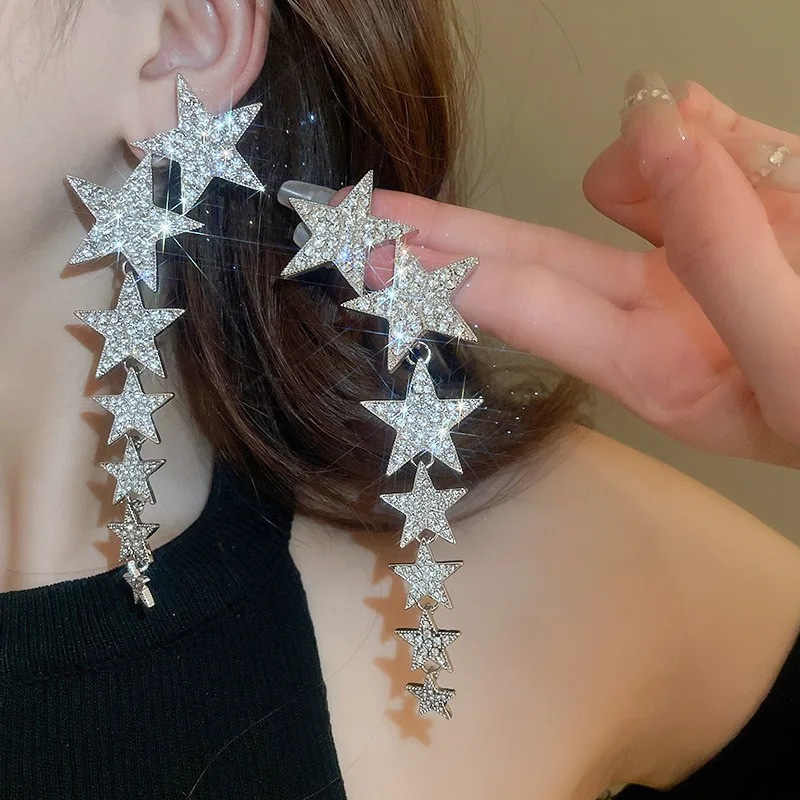 Inlaid Rhinestone star tassel earrings for women lightweight stylish high-end and jewelry with hanging ears 250110