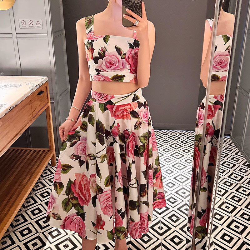 Designer Women's Floral Print Cotton Cropped Camisole Fashion Back Zipper Strapless Wide Straps Chic Elegant Luxury Spring Summer Beach Resort To