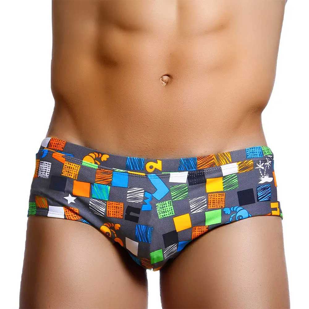 Men Push Up Fun Letter Square Printed Boxer Low Waist Swimming Shorts Boy Briefs Swim Suits Beach Swimming Trunks Surf Banadores W250214